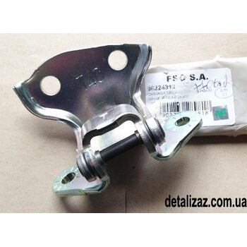 Петля задней двери левая нижняя или правая верхняя Сенс Ланос. GM 96224313