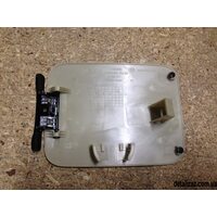 Лючок заливной горловины бензобака Aвeo T250 GM 96648216