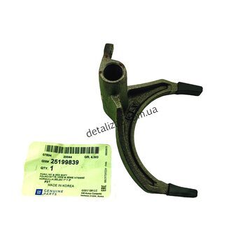 Вилка КПП 1-2 передачи Ланос, Авео, Лачетти. GM 25199839