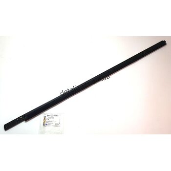 Уплотнитель подоконный передней правой двери Aвeo T250 GM 96801086