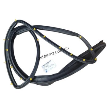 Уплотнитель передней двери правый Сенс Ланос. GM 96460192